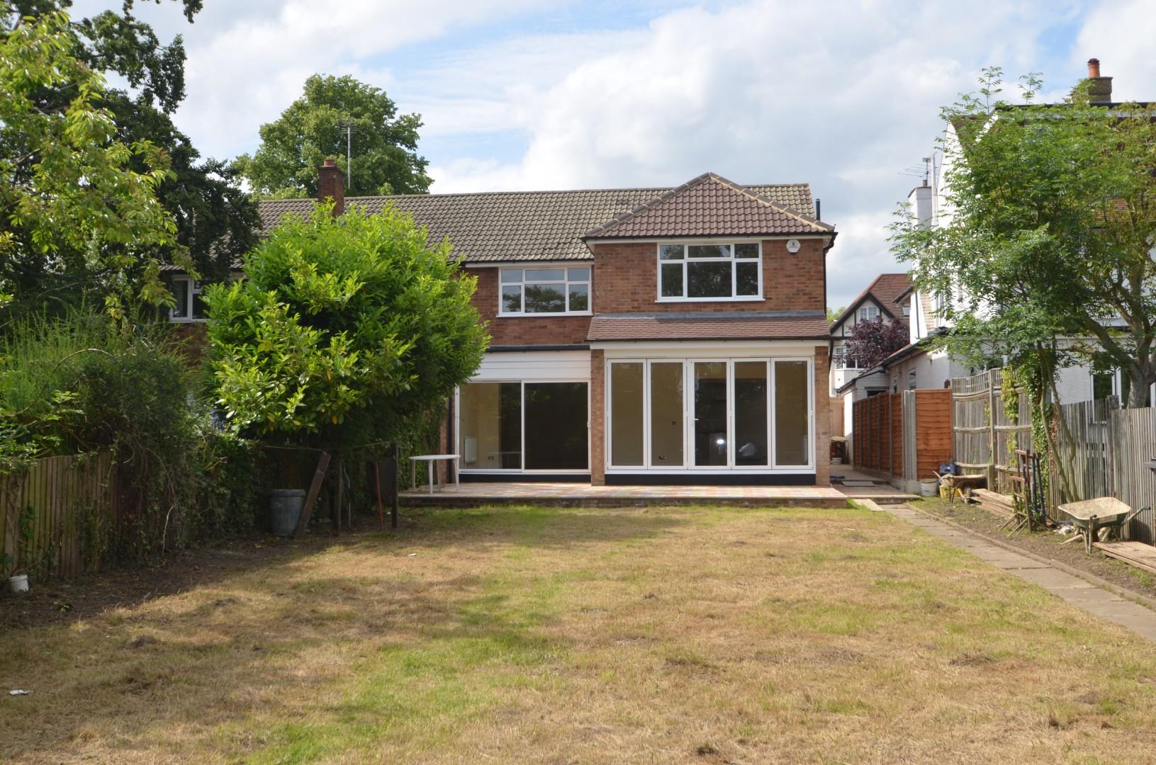 Newcombe Park, Mill Hill